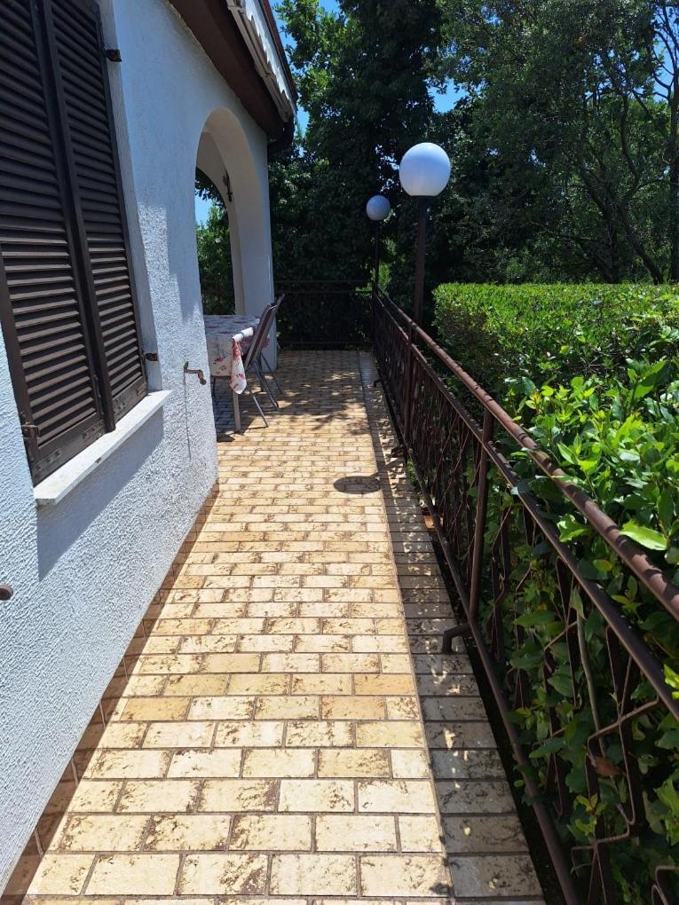 Krk Apartmani Pepina Pinezići Esterno foto