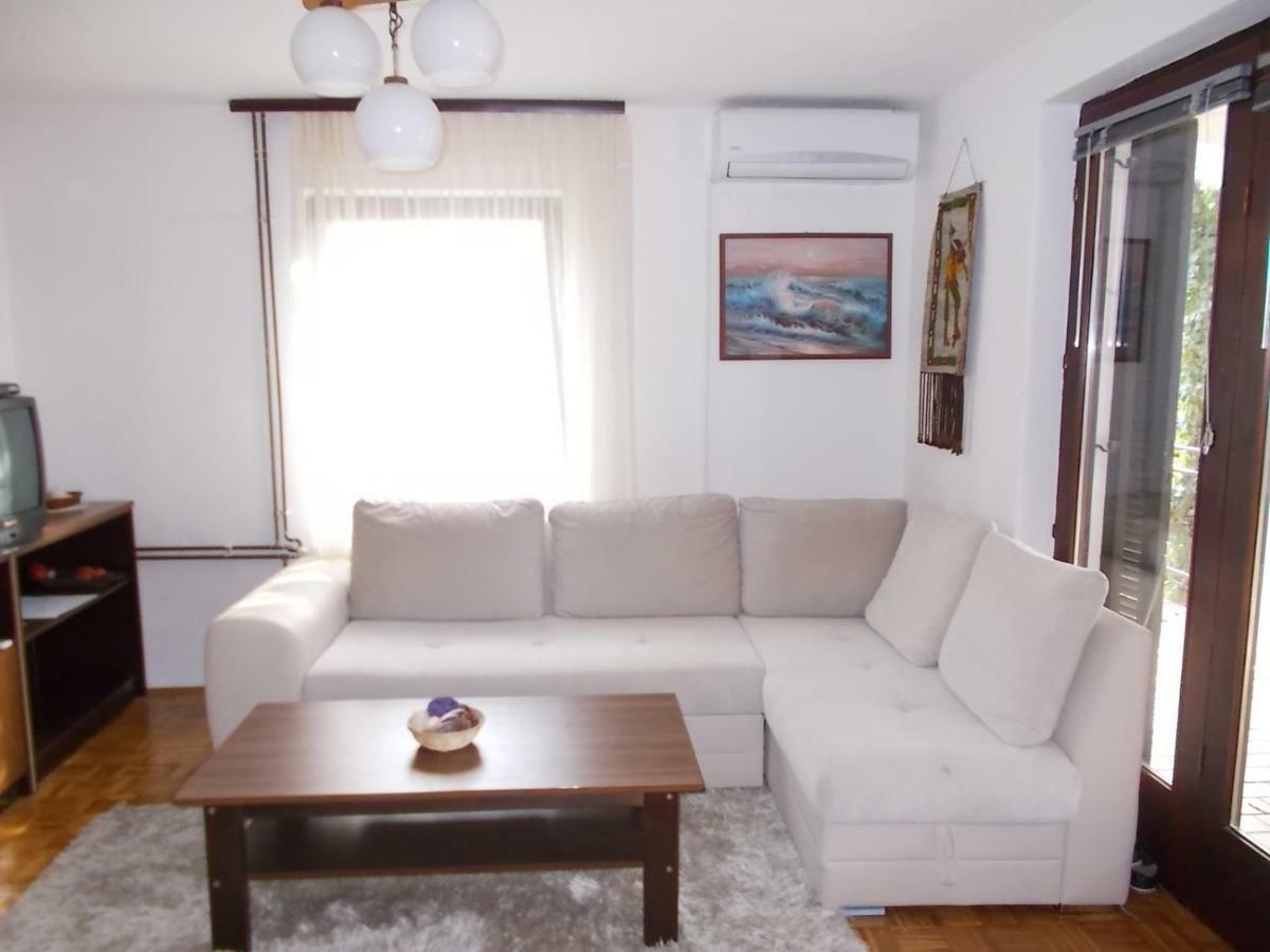 Krk Apartmani Pepina Pinezići Esterno foto
